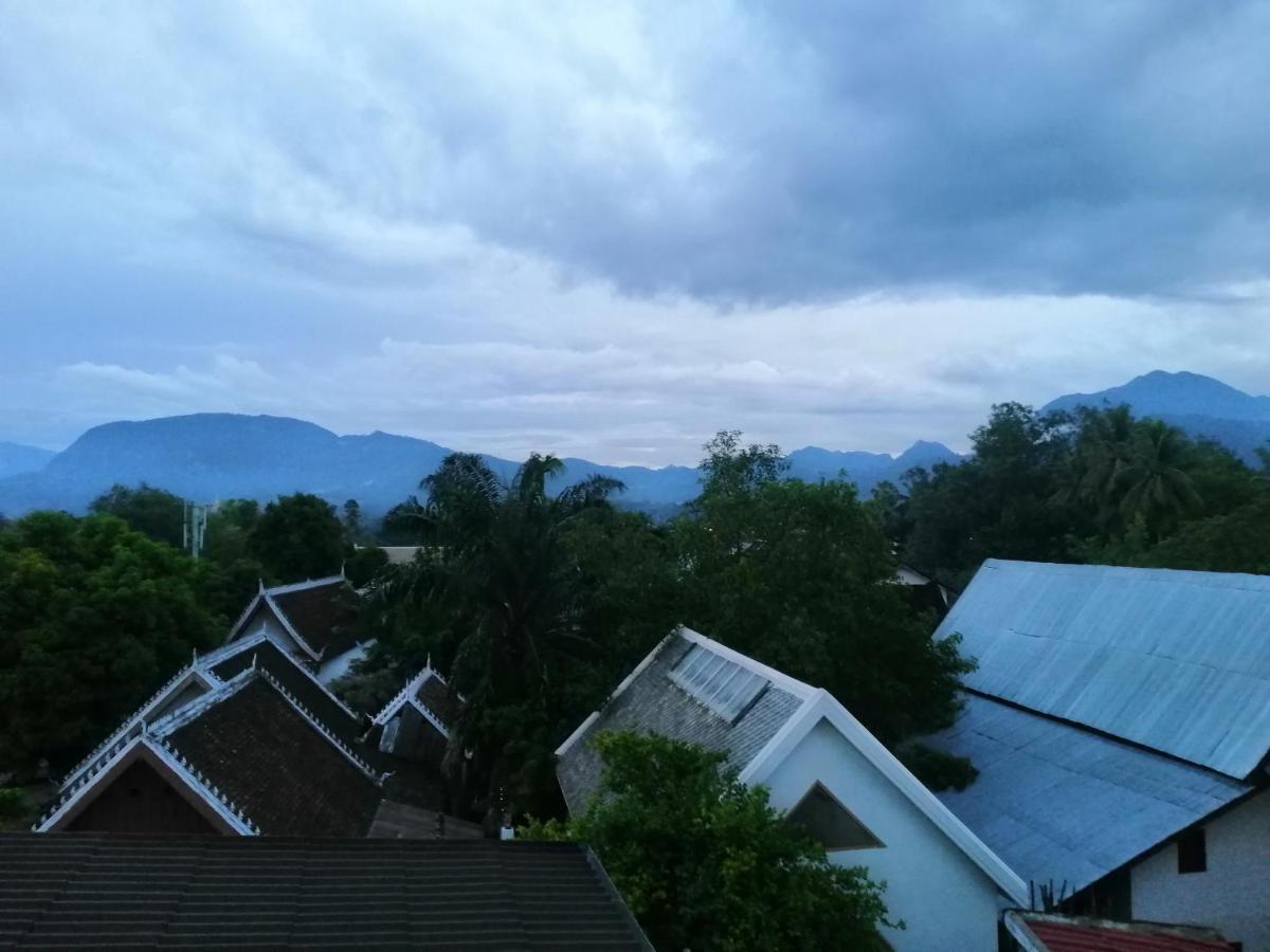 Villa Merry Lao Ban Aphay Луанґпхабанґ Екстер'єр фото
