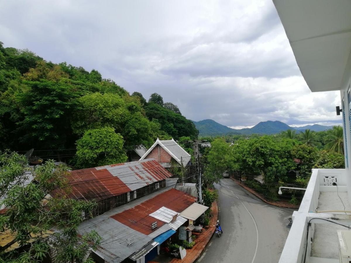 Villa Merry Lao Ban Aphay Луанґпхабанґ Екстер'єр фото