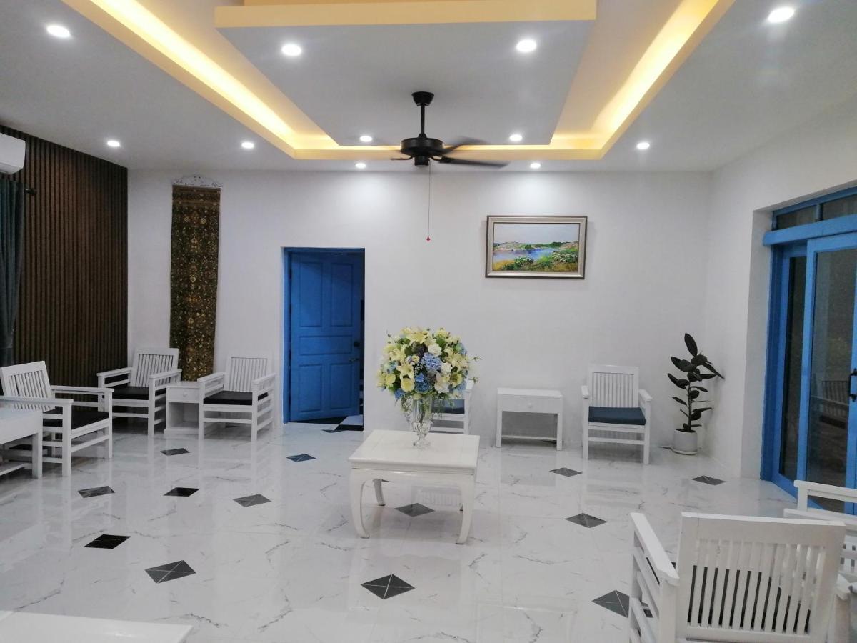 Villa Merry Lao Ban Aphay Луанґпхабанґ Екстер'єр фото