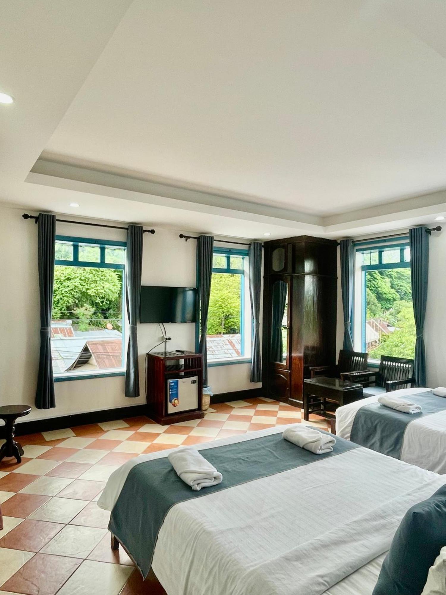 Villa Merry Lao Ban Aphay Луанґпхабанґ Екстер'єр фото